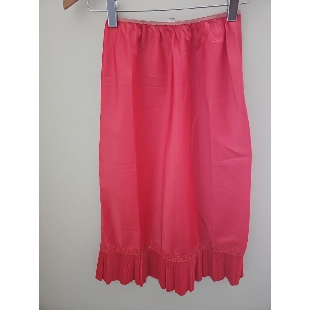 Barbizon Vintage 60's Coral Taffeta Nylon-orlon Slip 14-16 Accordion‎ Pleats